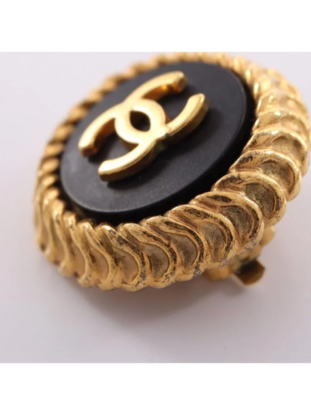 Chanel 95P Earrings CC Logo Round